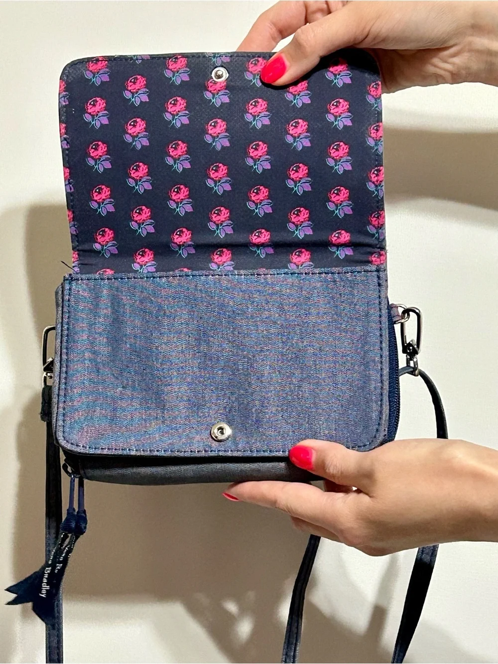 Quilted Navy Crossbody Wallet for Women - Picture 8 of 8